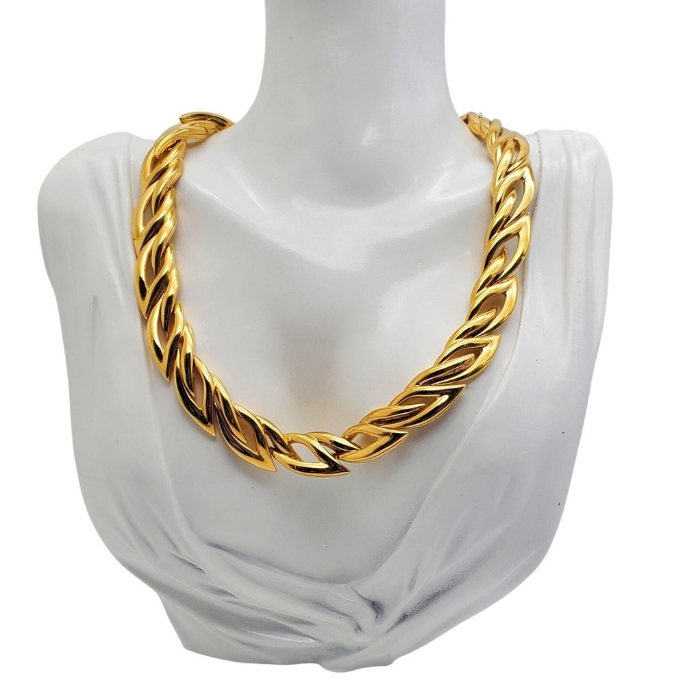 Napier Modernist Gold Tone Choker Open Leaf Link Collar Necklace Vintage 1980s